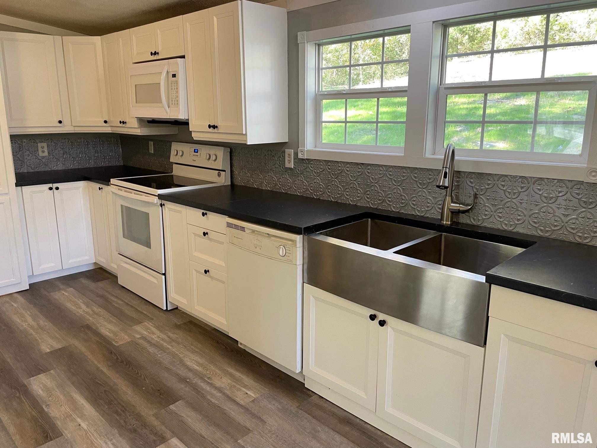 2364 Berryville Road Jonesboro, IL 62952 - Photo 8 of 31 Gallery Image 8