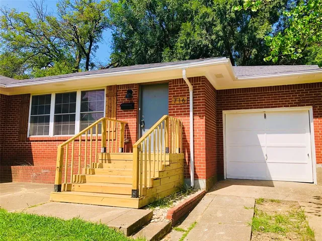 $165,000 | 716 Kessler Boulevard, Sherman, TX 75092