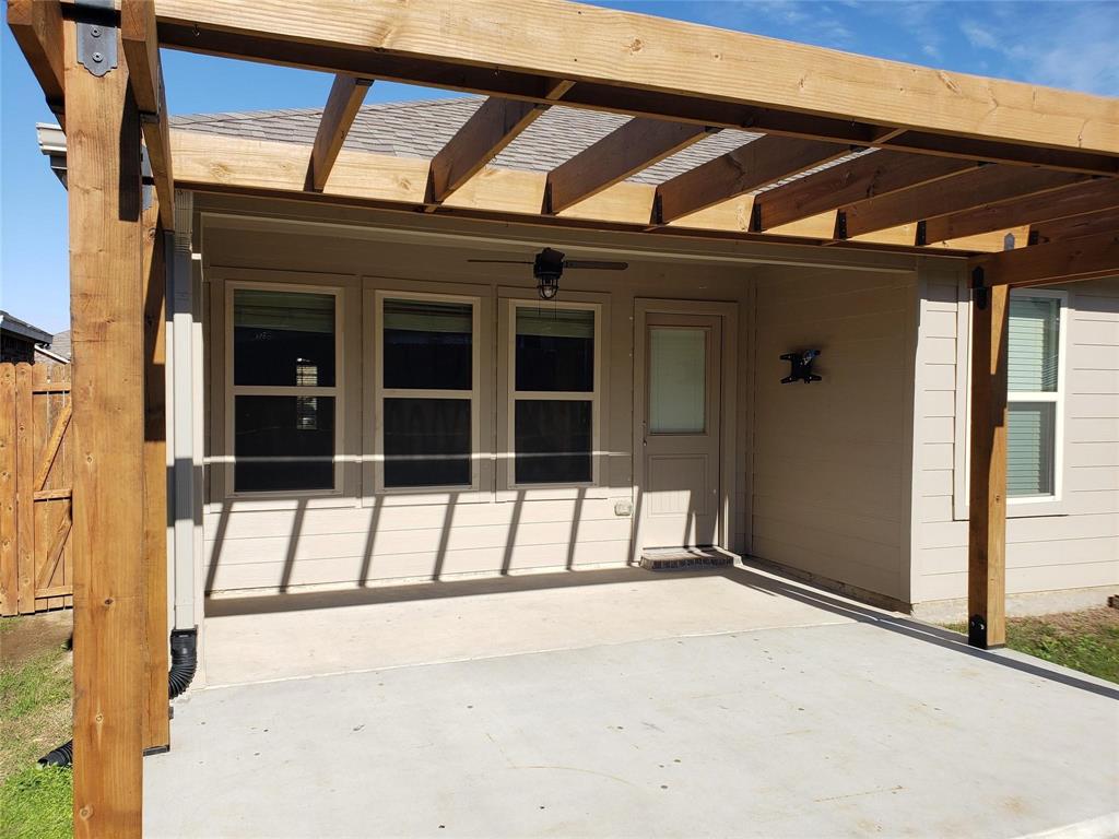 14557 Serrano Ridge Road Fort Worth, TX 76052 - Photo 4 of 13