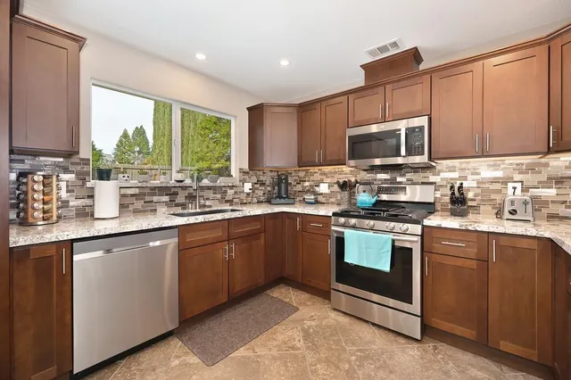 $699,999 | 115 Winchester Court, Folsom, CA 95630