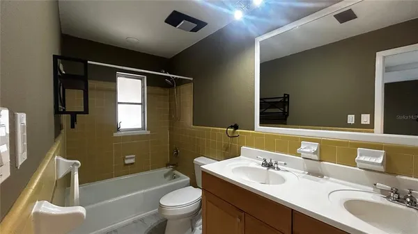 a view of a storage & utility room