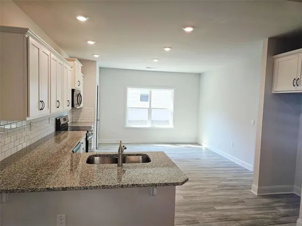 $299,900 | 112 Scarlett Pl Drive, Bowdon, GA 30108