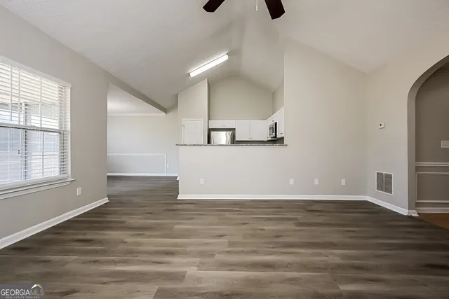 $2,305 | 7545 Broadhurst Drive, Riverdale, GA 30296