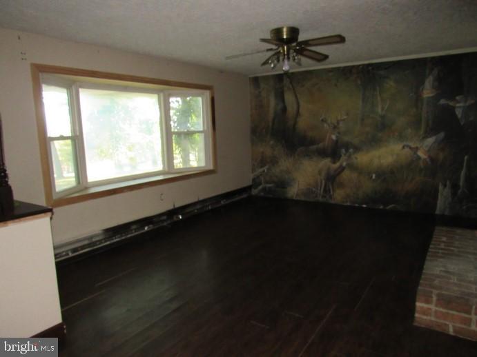 5075 Waltersdorff Road Spring Grove, PA 17362 - Photo 5 of 18