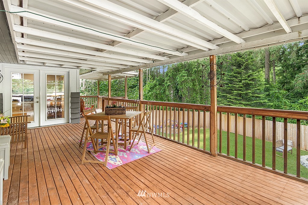 14601 182nd Avenue Southeast Renton, WA 98059 - Photo 11 of 19 Gallery Image 11