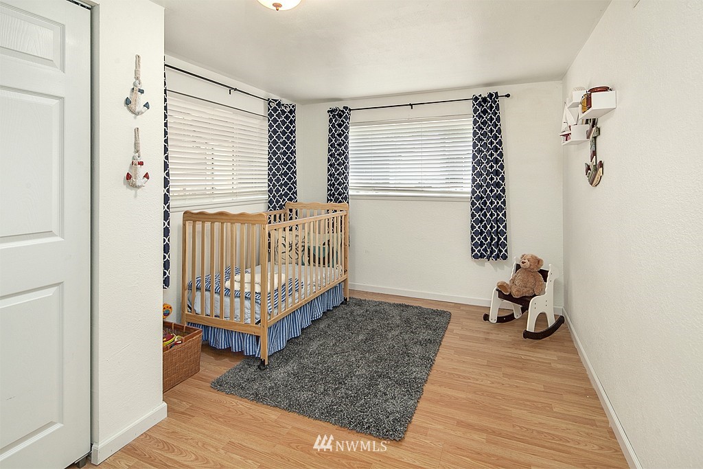 14601 182nd Avenue Southeast Renton, WA 98059 - Photo 13 of 19 Gallery Image 13