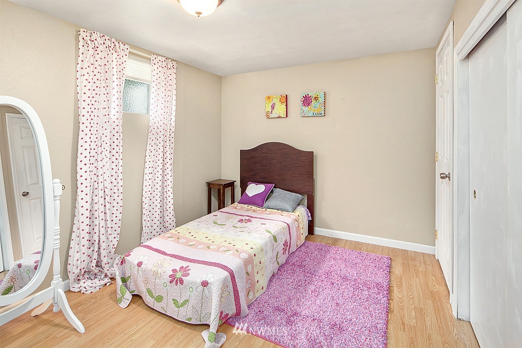 14601 182nd Avenue Southeast Renton, WA 98059 - Photo 14 of 19 Gallery Image 14