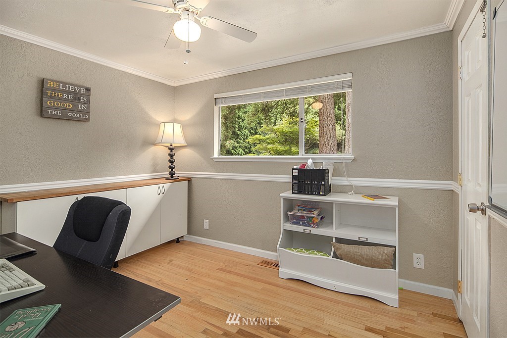 14601 182nd Avenue Southeast Renton, WA 98059 - Photo 9 of 19 Gallery Image 9