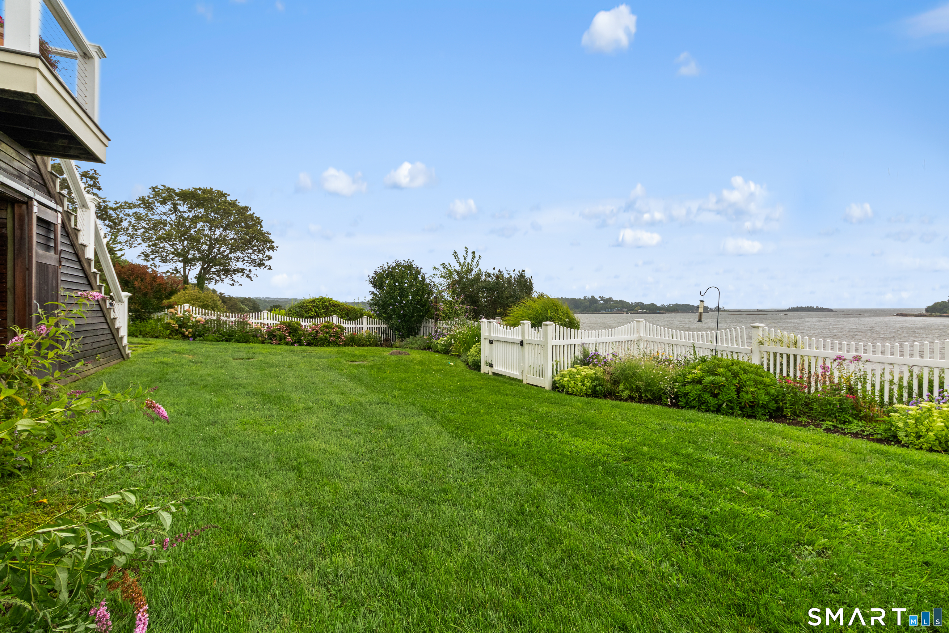 27 Prospect Hill Road Branford, CT 06405 - Photo 31 of 35