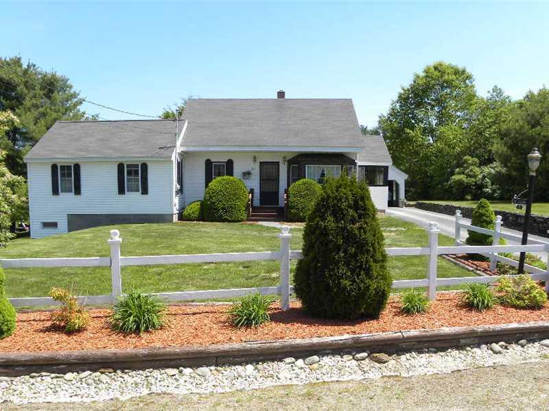 81 Townsend Brook Road Auburn, ME 04210 - Photo 1 of 23 Exterior Front.