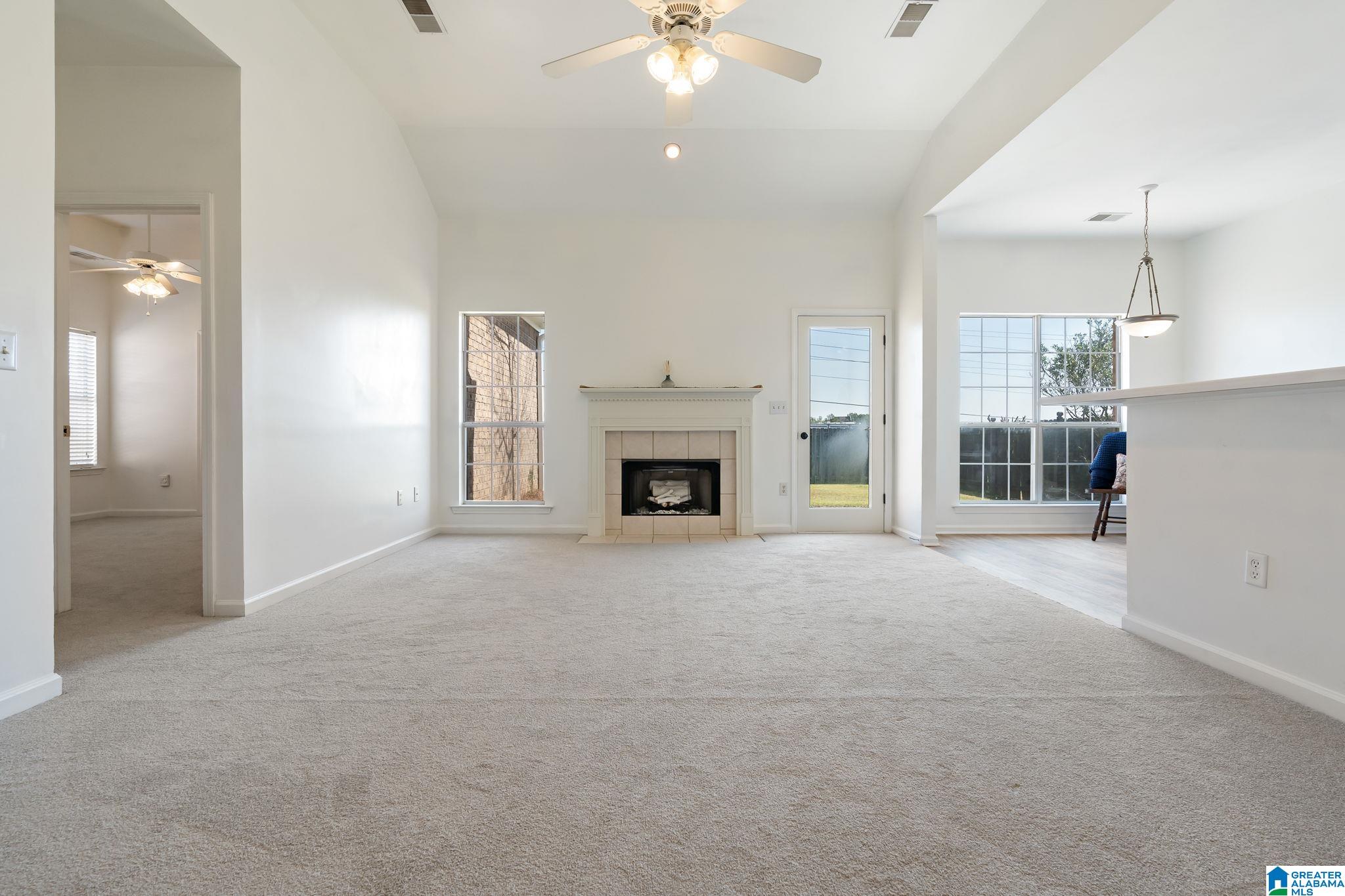468 Daventry Circle Calera, AL 35040 - Photo 8 of 44