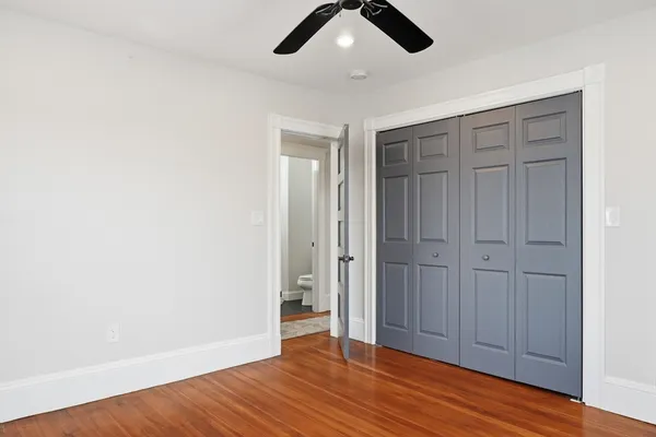 $699,999 | 20 Oak Hill Road, Saugus, MA 01906