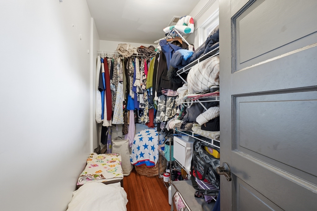 20 Oak Hill Road Saugus, MA 01906 - Photo 17 of 42