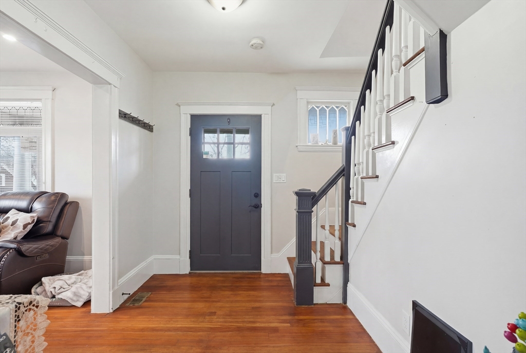 20 Oak Hill Road Saugus, MA 01906 - Photo 2 of 42