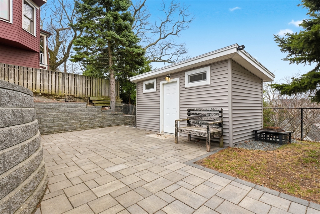 20 Oak Hill Road Saugus, MA 01906 - Photo 31 of 42