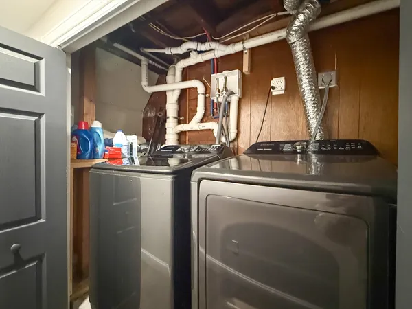 $699,999 | 20 Oak Hill Road, Saugus, MA 01906