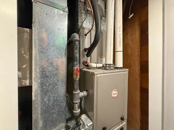 $699,999 | 20 Oak Hill Road, Saugus, MA 01906