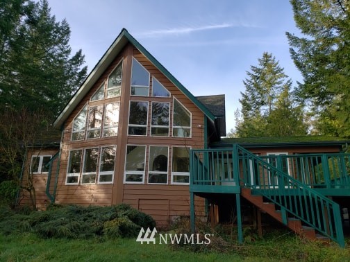20 East Scenic View Road Shelton, WA 98584 - Photo 1 of 24 Gallery Image 1