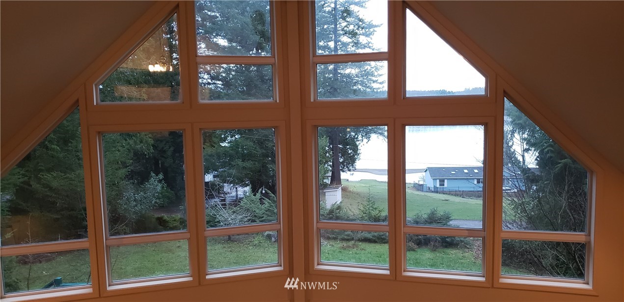 20 East Scenic View Road Shelton, WA 98584 - Photo 3 of 24 Gallery Image 3