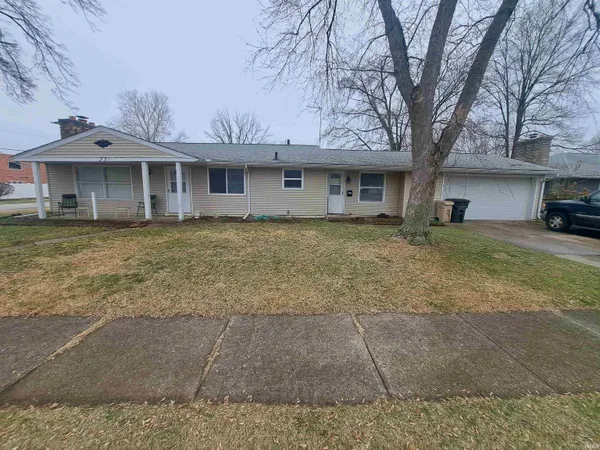 $215,000 | 231 South Holiday Drive, South Bend, IN 46615