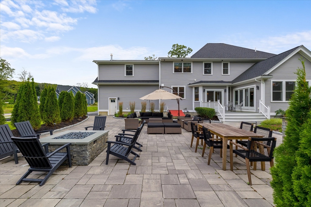 66 Perry Road Boylston, MA 01505 - Photo 5 of 42 Gallery Image 5
