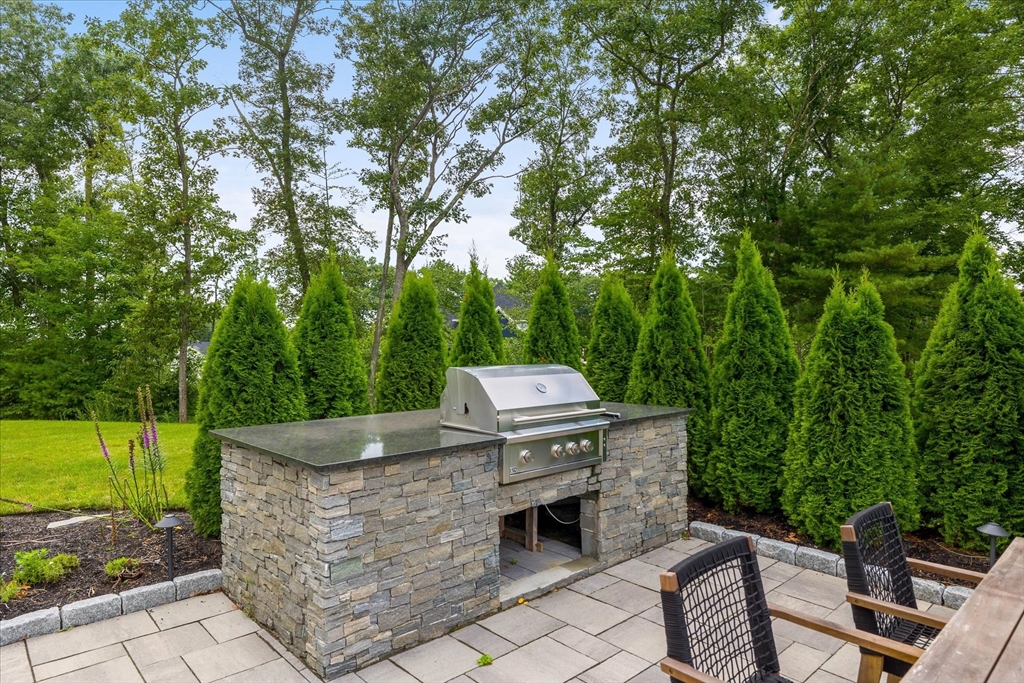 66 Perry Road Boylston, MA 01505 - Photo 6 of 42 Gallery Image 6