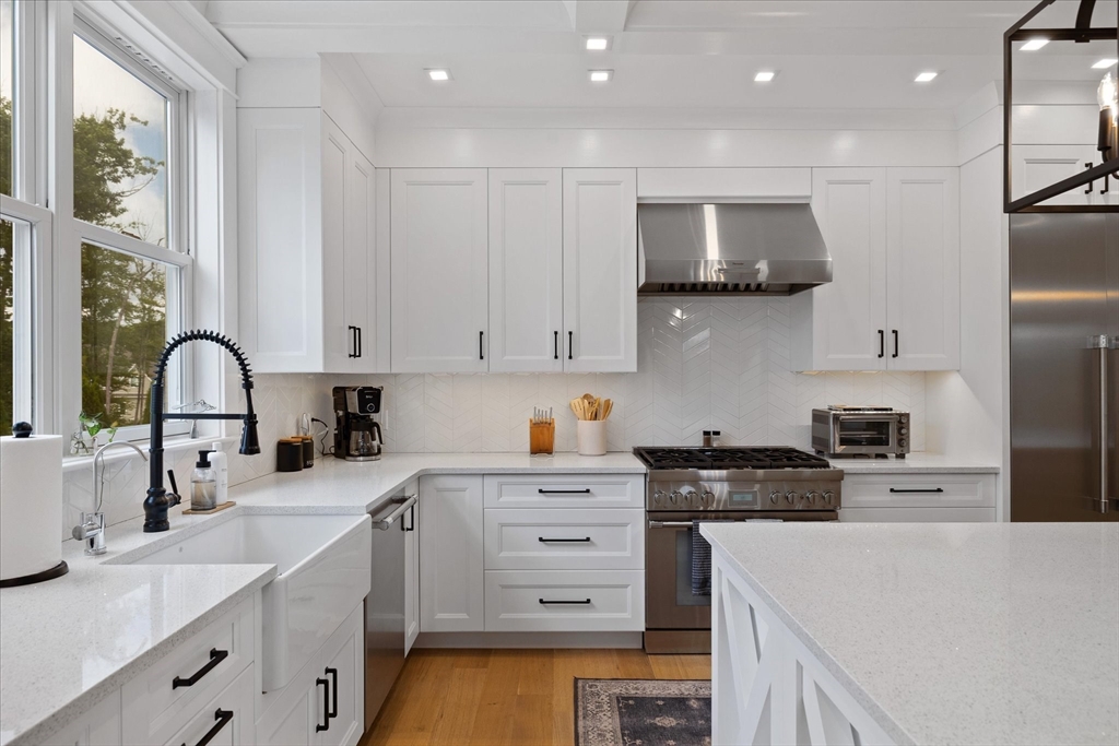 66 Perry Road Boylston, MA 01505 - Photo 10 of 42 Gallery Image 10