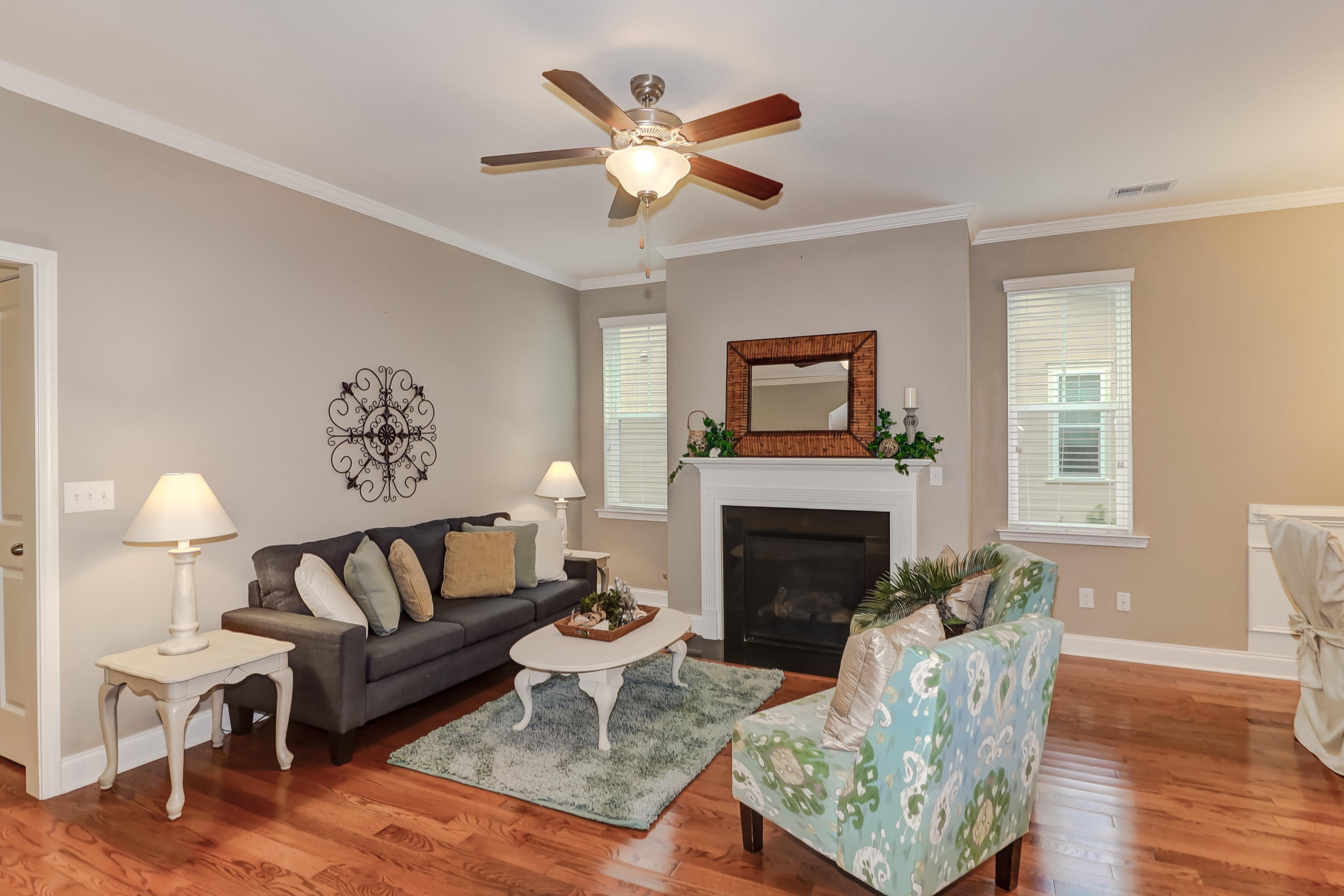 1194 Dingle Road Mount Pleasant, SC 29466 - Photo 4 of 23 1194 Dingle (28)
