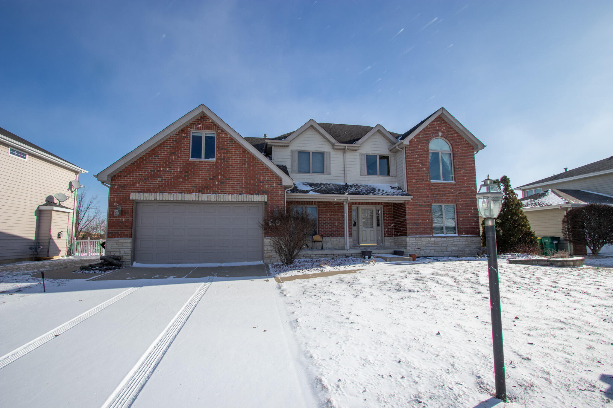 9741 Whitehall Garden Munster, IN 46321 - Photo 2 of 59 2048x1365