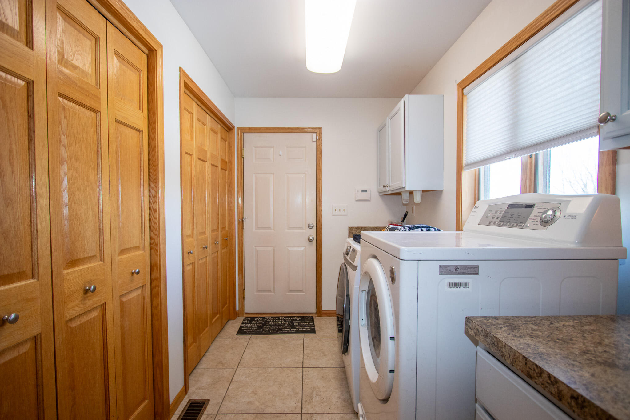 9741 Whitehall Garden Munster, IN 46321 - Photo 27 of 59 2048x1365