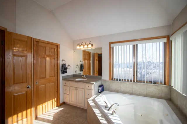 $555,000 | 9741 Whitehall Garden, Munster, IN 46321