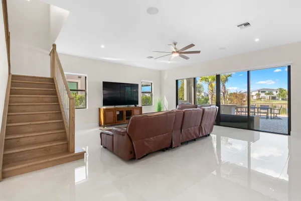 $9,000 | 12510 Solana Bay Circle, Palm Beach Gardens, FL 33412