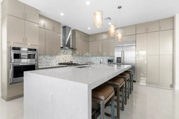 $9,000 | 12510 Solana Bay Circle, Palm Beach Gardens, FL 33412