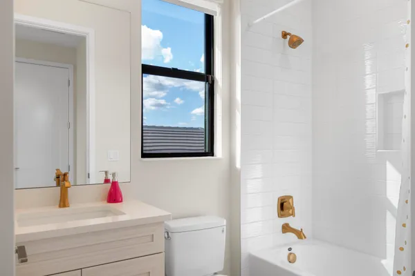 $9,000 | 12510 Solana Bay Circle, Palm Beach Gardens, FL 33412