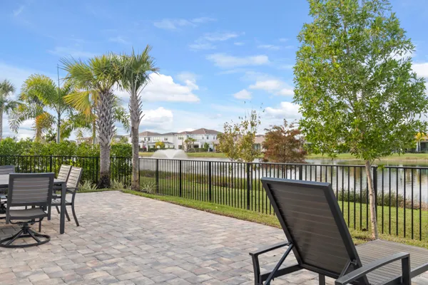 $9,000 | 12510 Solana Bay Circle, Palm Beach Gardens, FL 33412