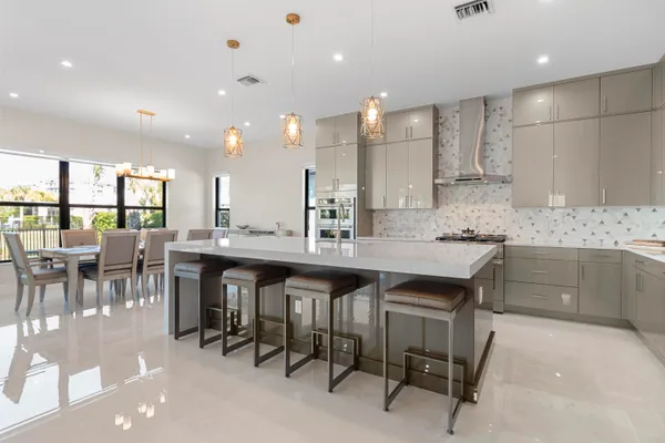 $9,000 | 12510 Solana Bay Circle, Palm Beach Gardens, FL 33412