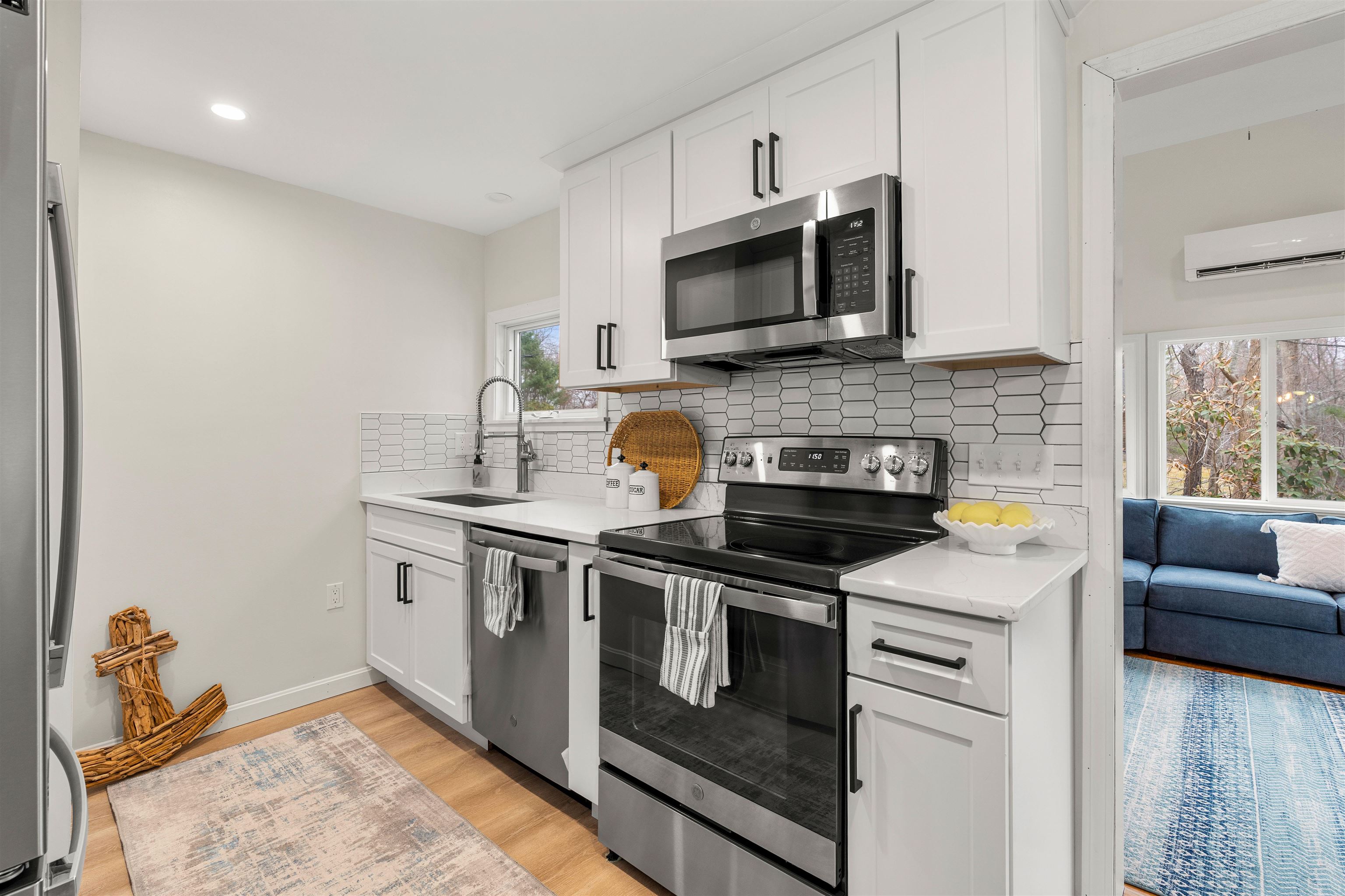53 West Atlantic Avenue Rye, NH 03870 - Photo 9 of 42