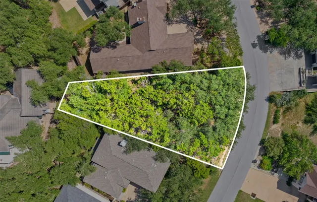 $135,000 | 212 Hazeltine Drive, Lakeway, TX 78734