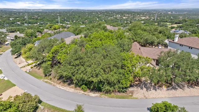 $135,000 | 212 Hazeltine Drive, Lakeway, TX 78734