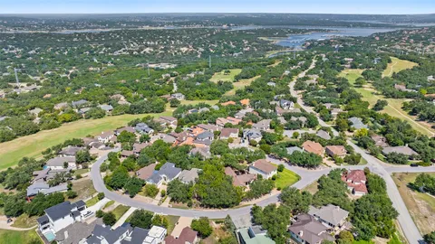 $135,000 | 212 Hazeltine Drive, Lakeway, TX 78734