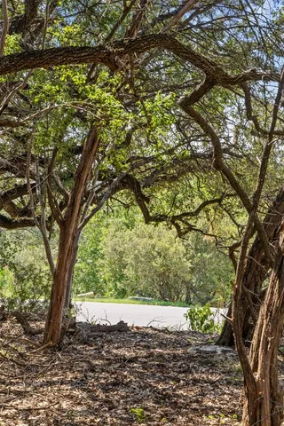 $135,000 | 212 Hazeltine Drive, Lakeway, TX 78734