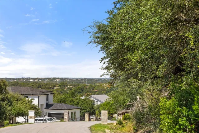 $135,000 | 212 Hazeltine Drive, Lakeway, TX 78734