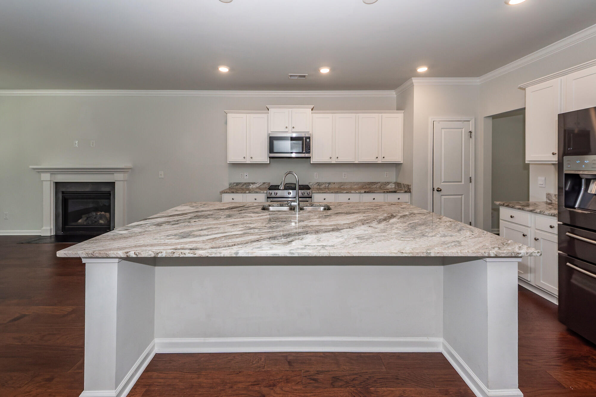 480 Oak View Way Summerville, SC 29483 - Photo 16 of 71 10