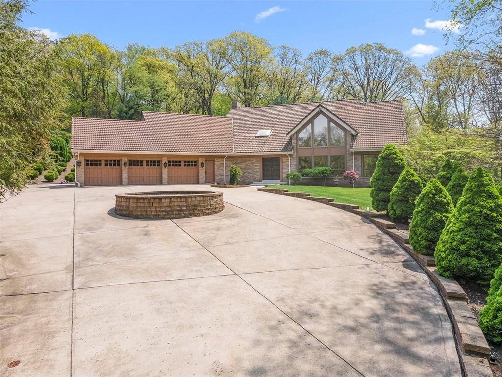 529 Fairview Road Pittsburgh, PA 15238 - Photo 1 of 24 Gallery Image 1