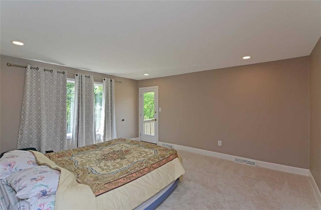 529 Fairview Road Pittsburgh, PA 15238 - Photo 14 of 24 Gallery Image 14