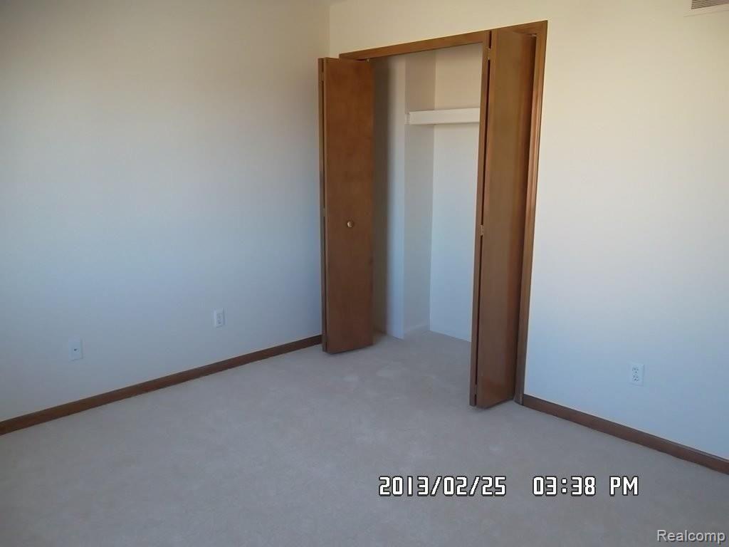 49450 Monte Road New Baltimore, MI 48047 - Photo 21 of 25 SAM_0929.JPG