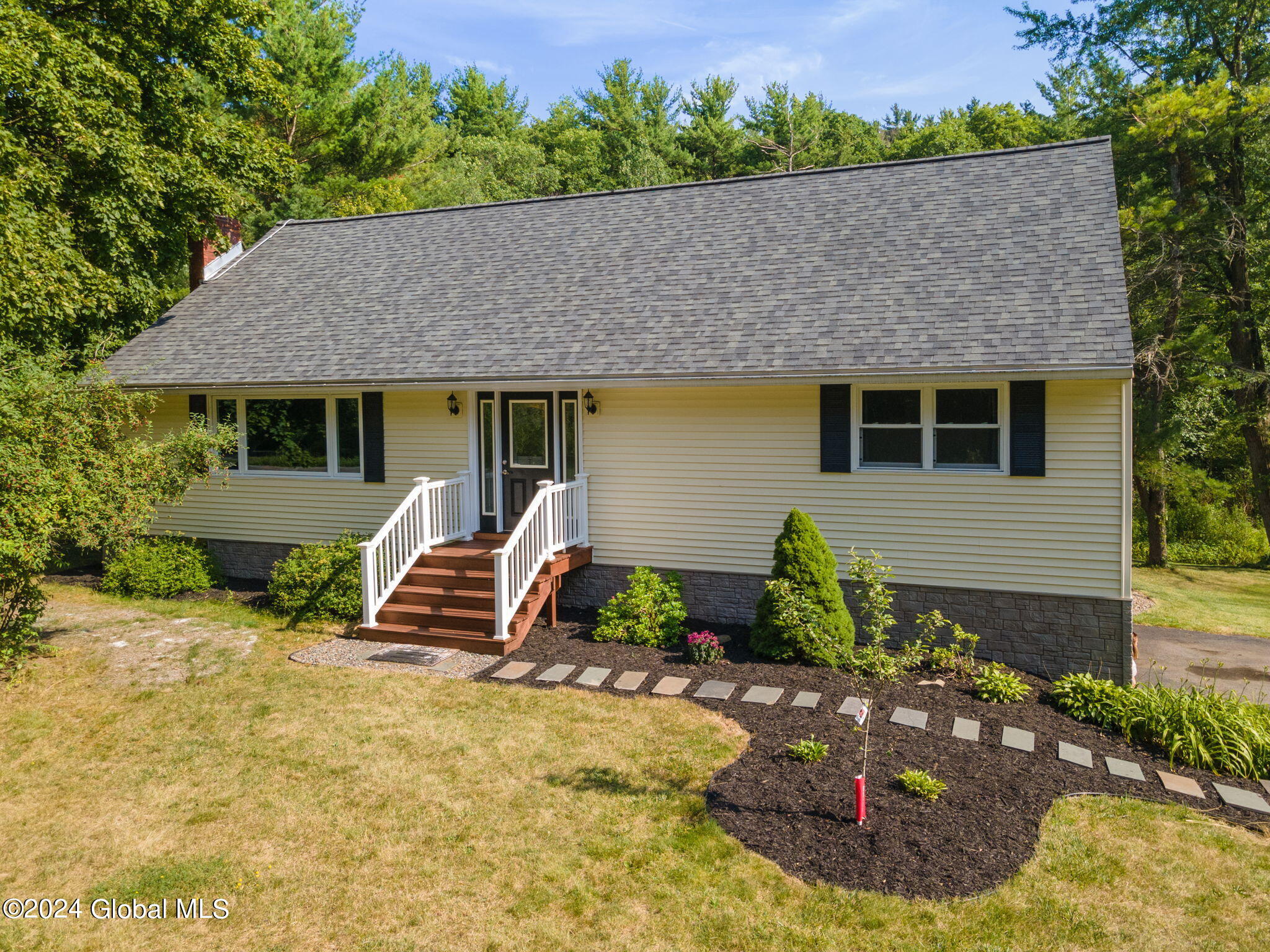 1089 Gordon Road Rotterdam, NY 12306 - Photo 1 of 42 1-web-or-mls-1089GordonRd_01