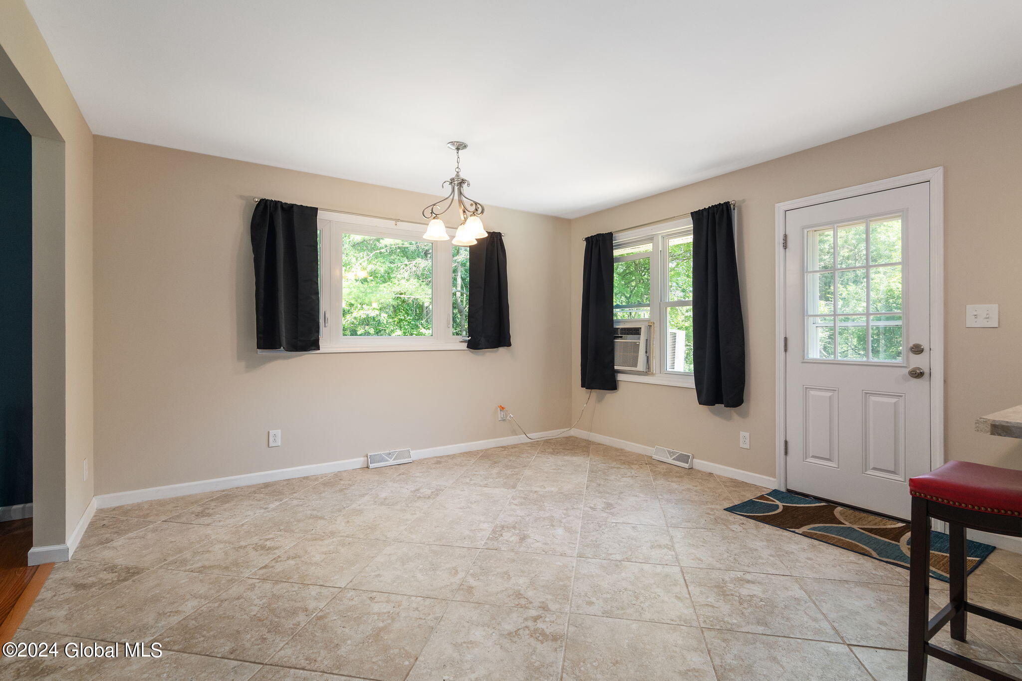 1089 Gordon Road Rotterdam, NY 12306 - Photo 10 of 42 12-web-or-mls-1089GordonRd_12