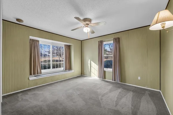 $349,900 | 805 Evelyn Drive, Lorena, TX 76655