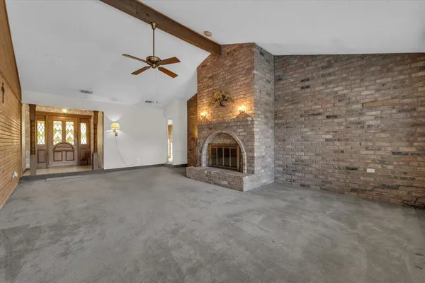 $349,900 | 805 Evelyn Drive, Lorena, TX 76655